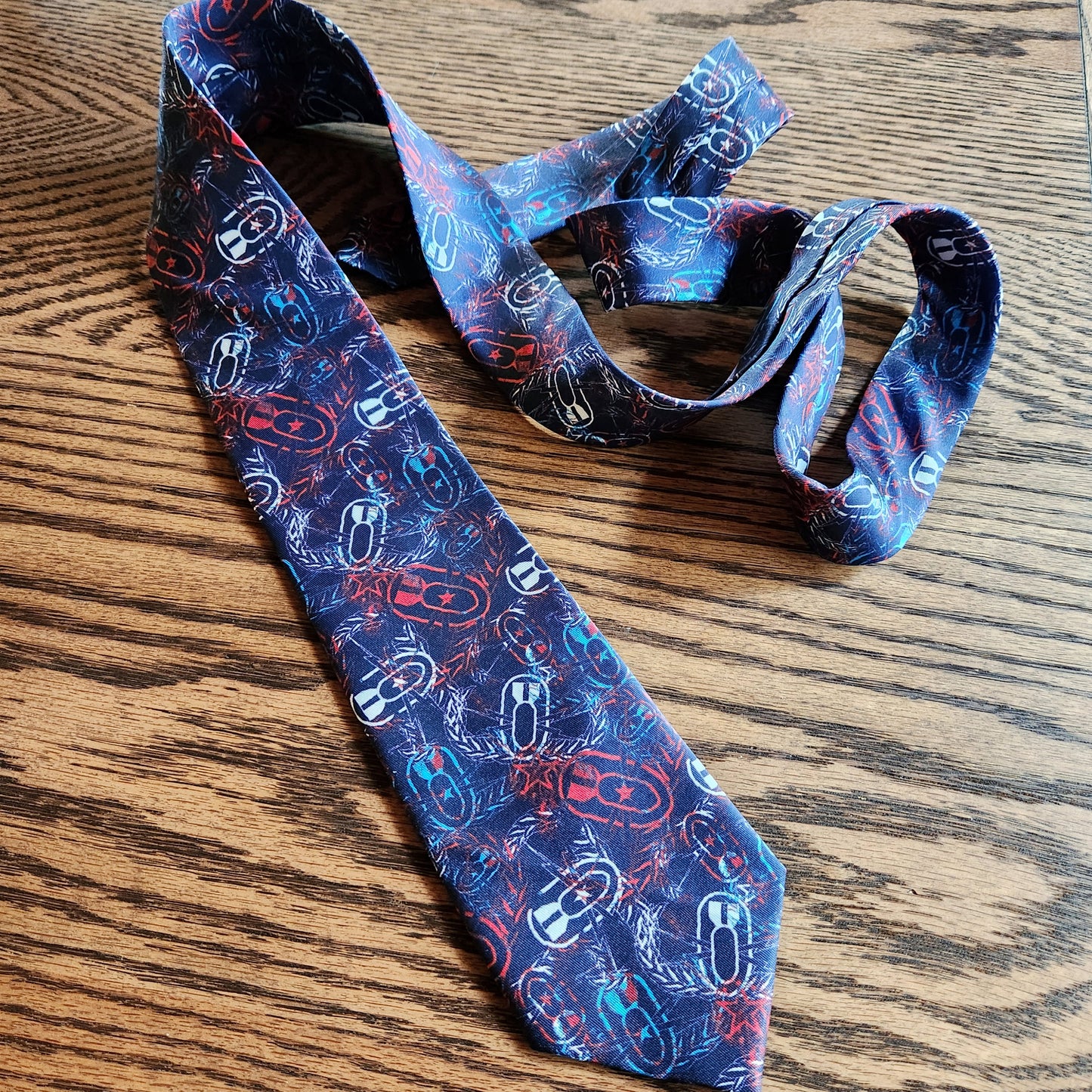 Necktie - "It's 5 o'clock Somewhere" (Red, White, & Blues)