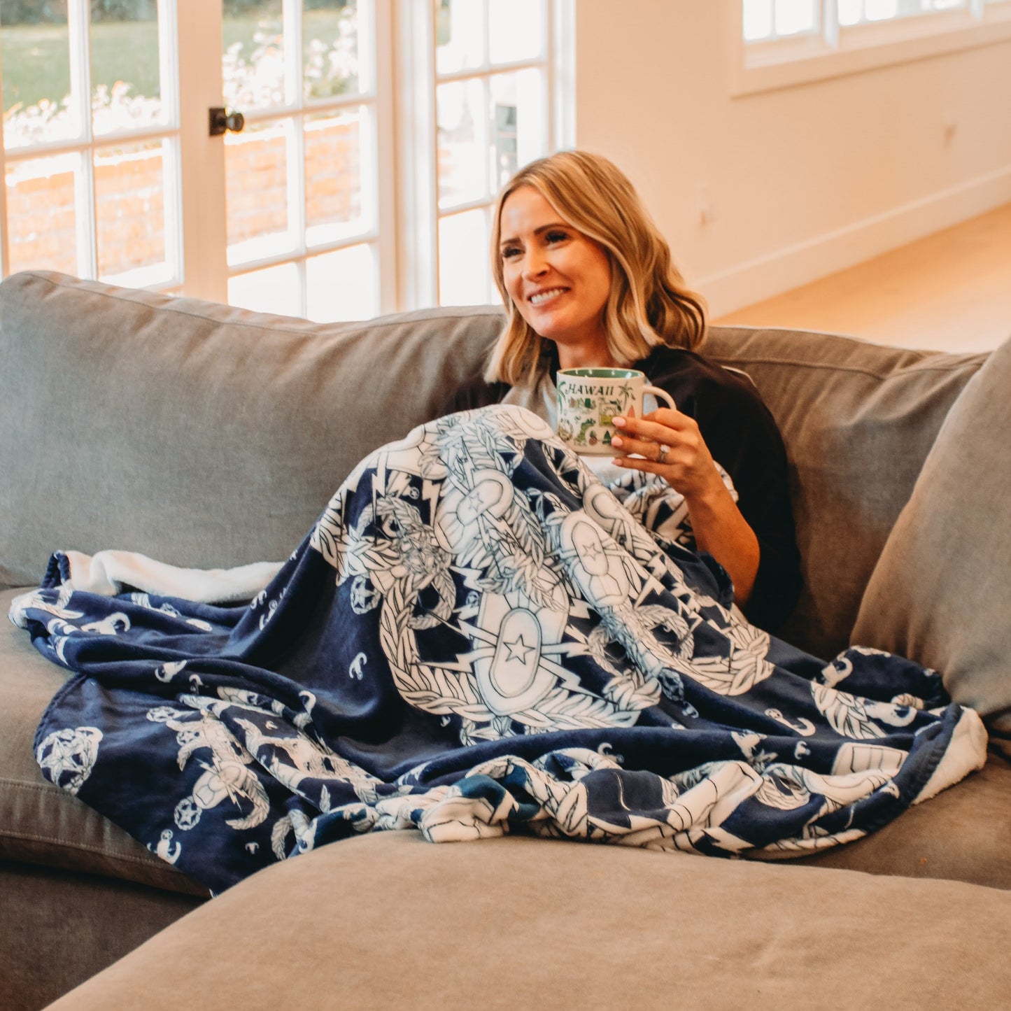 Plush Throw Blanket - "EOD Snowflakes"