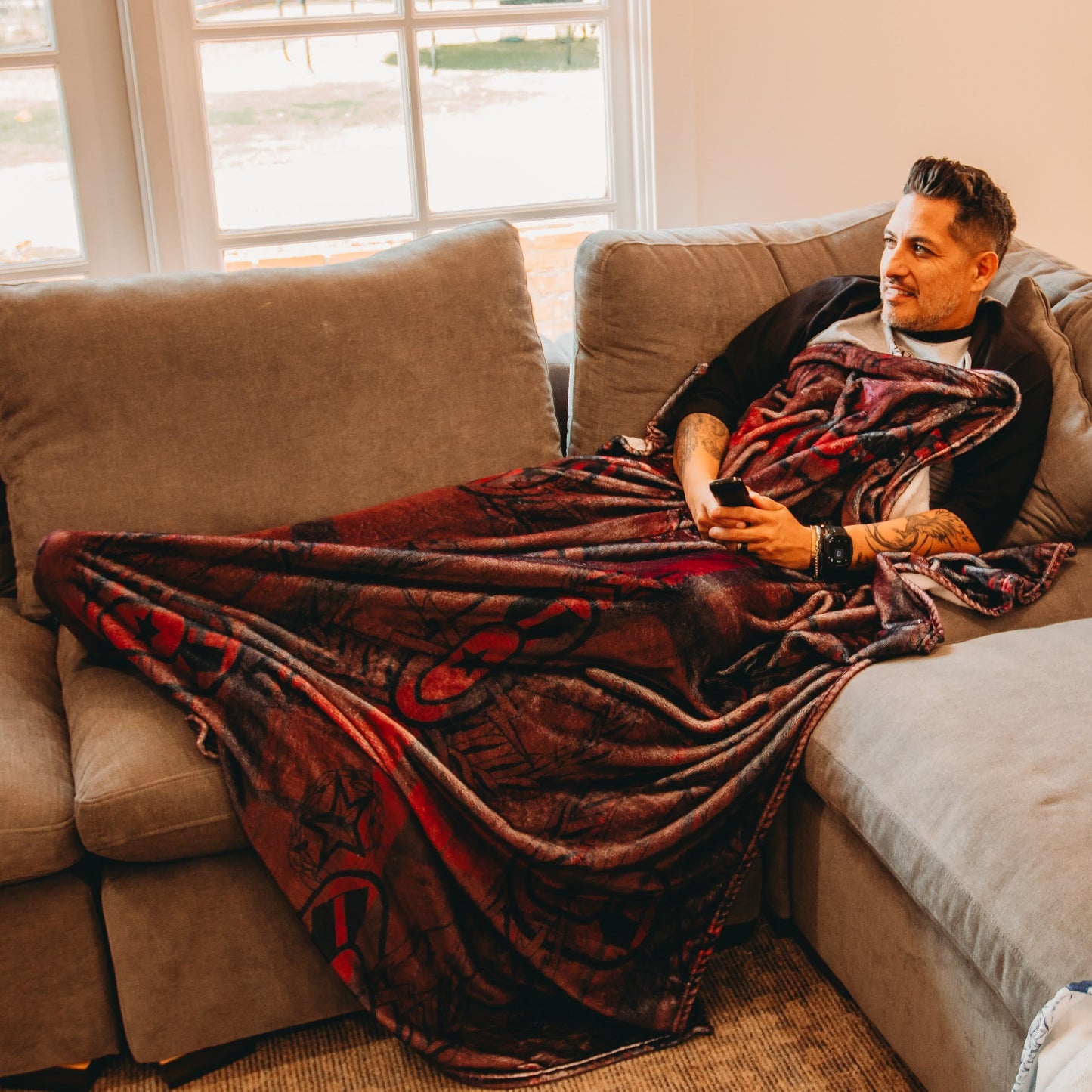 EOD Plaid Plush Blanket (Maroon)