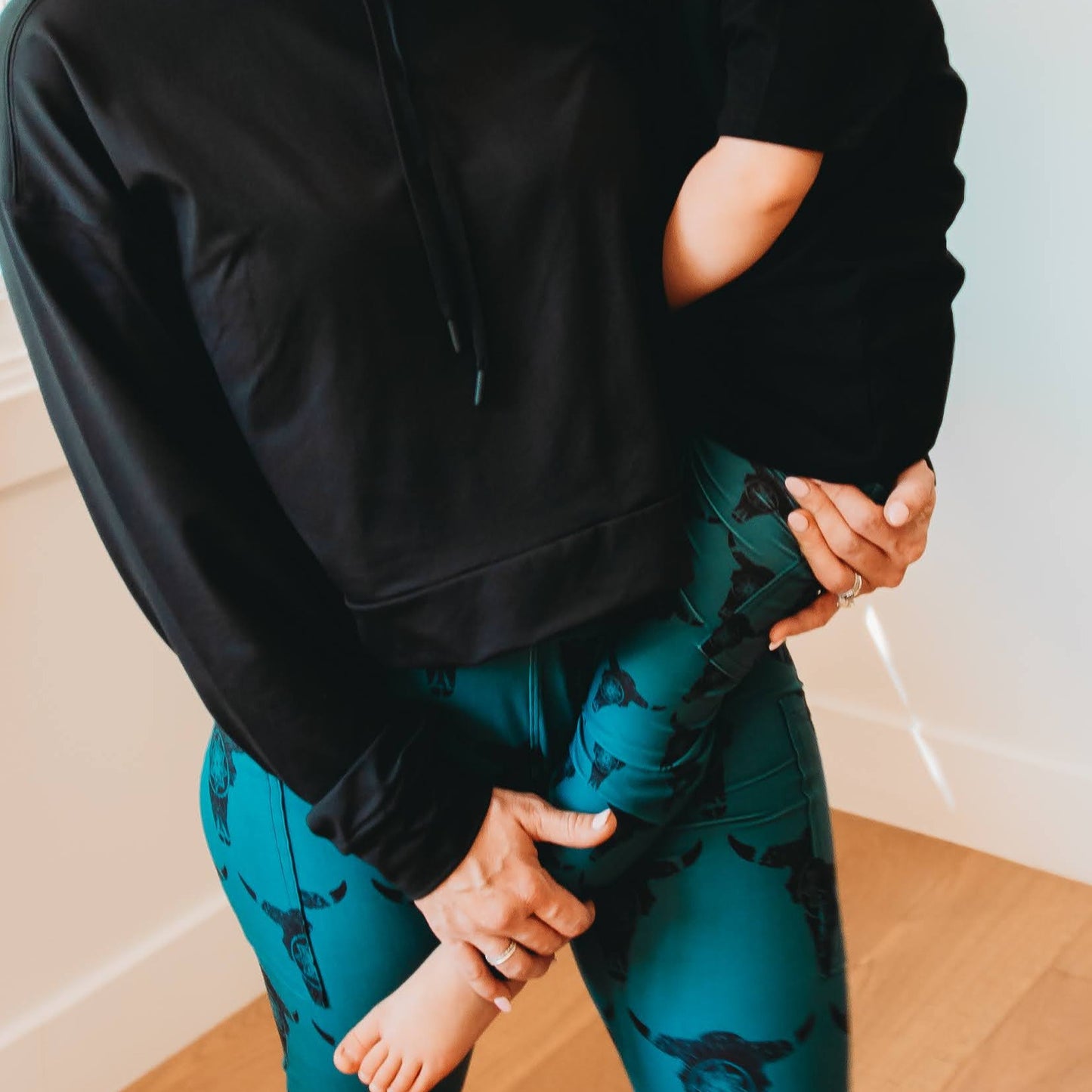 Leggings with Pockets (Youth) - "Mandala Bison Skull"