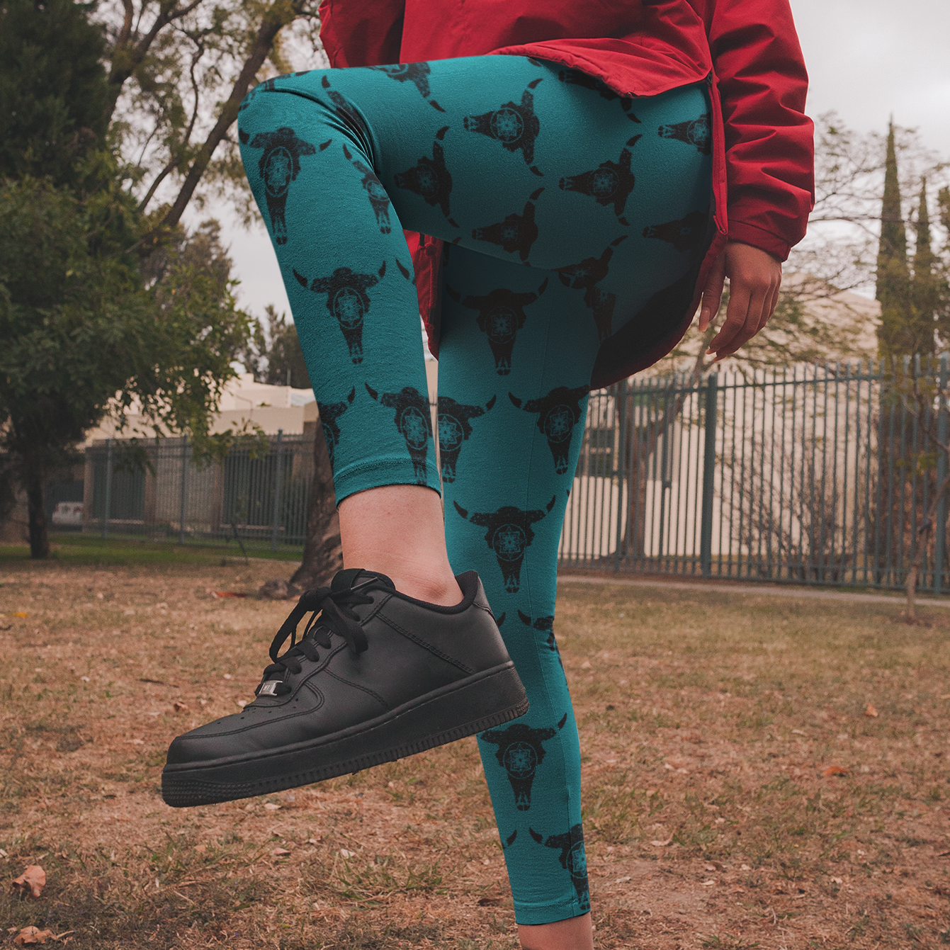 Mandala Bison Skull Leggings with Pockets (Misses/Teen)