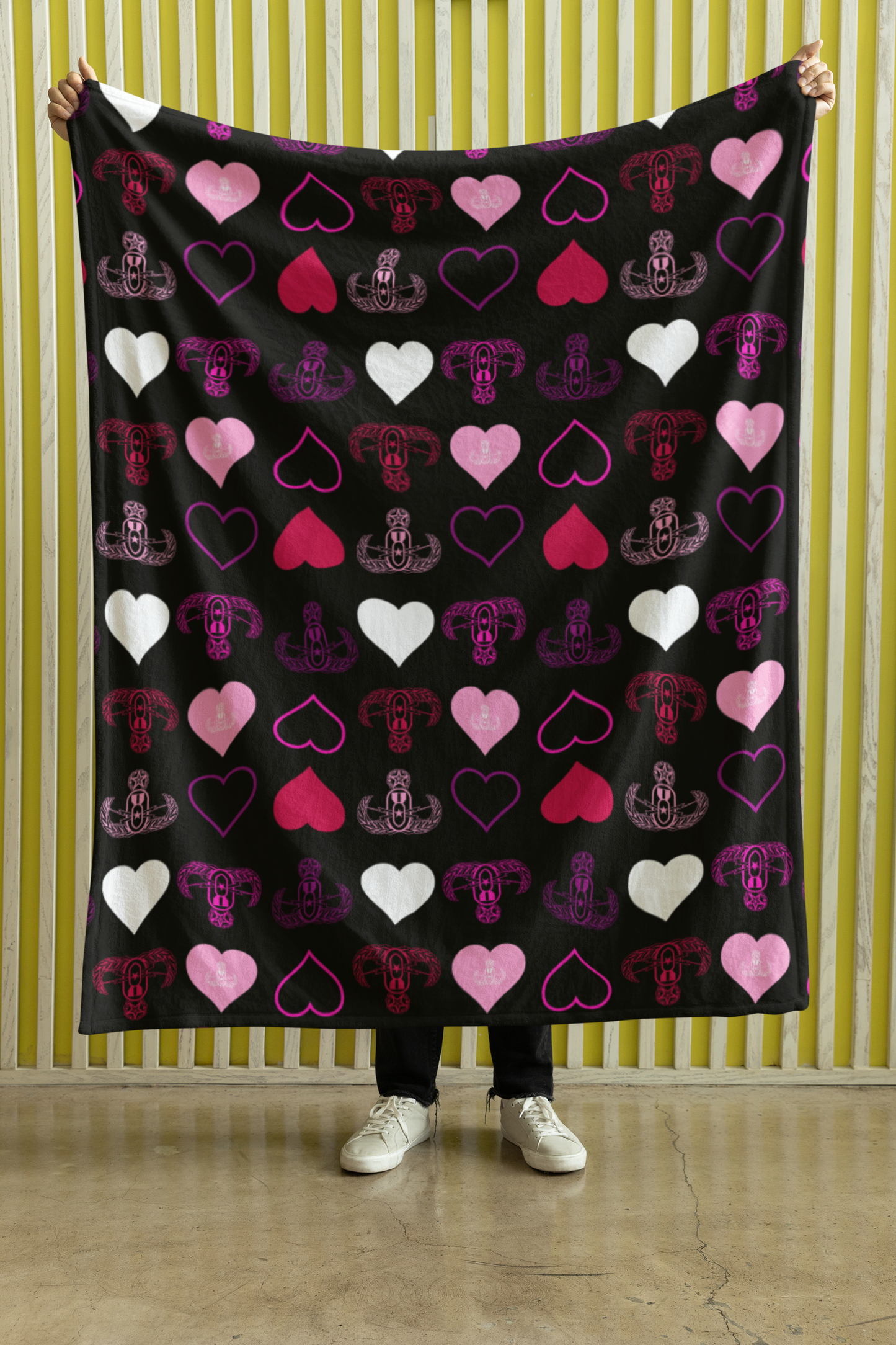 Pre-Order - Plush Throw Blanket - "I Heart EOD"
