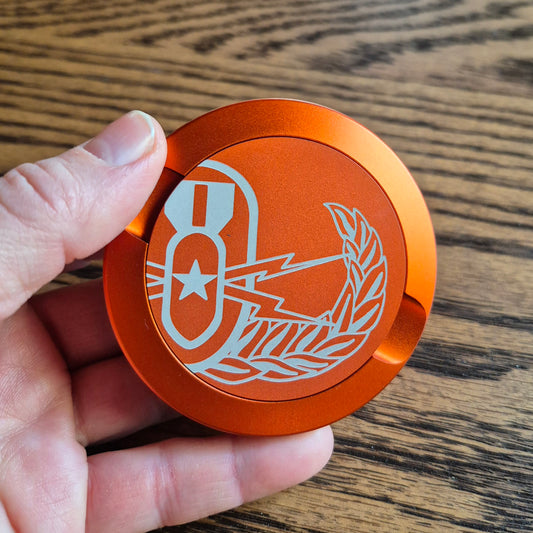 Smokeless Nicotine Container - "Senior Badge"