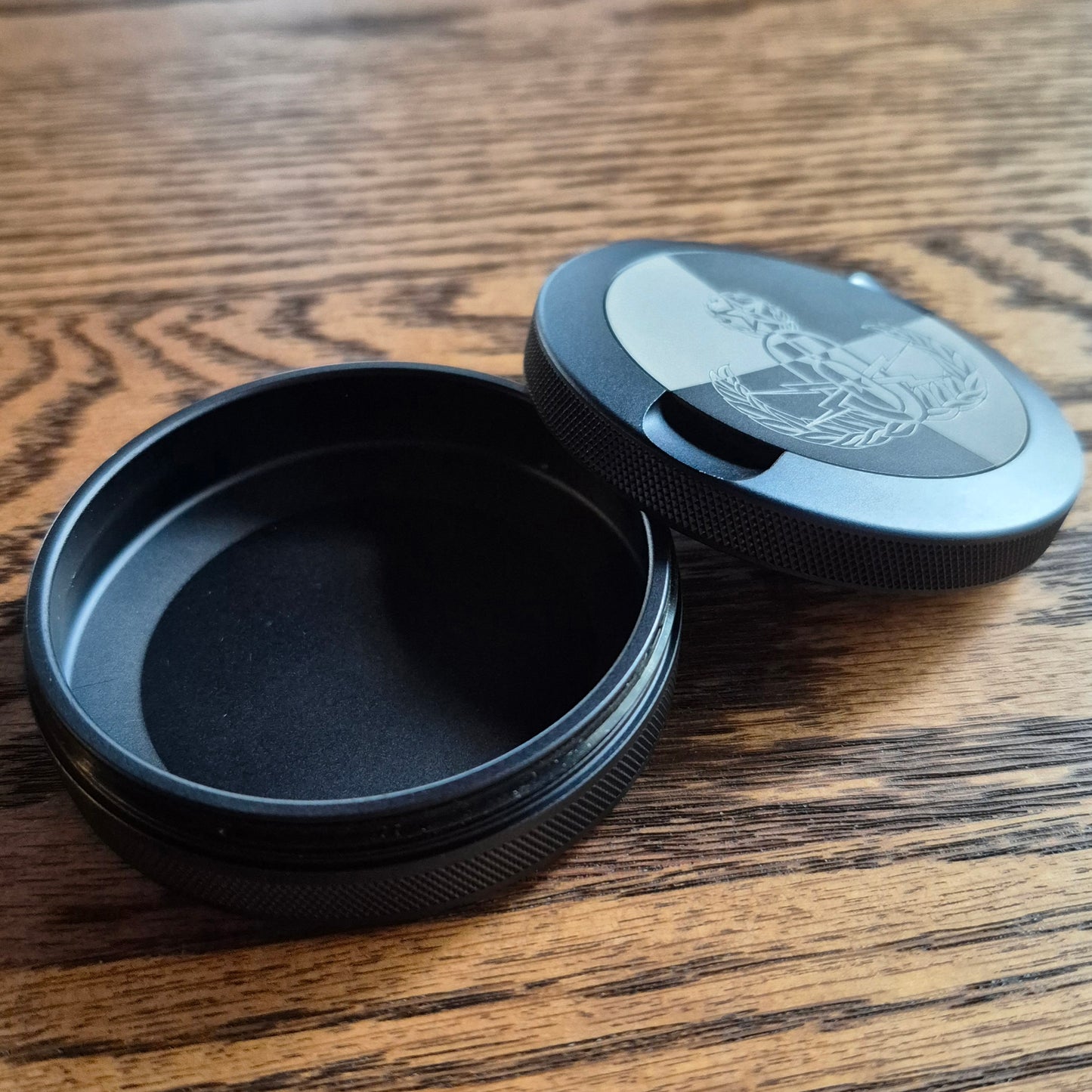 Smokeless Nicotine Container - "Master Badge"