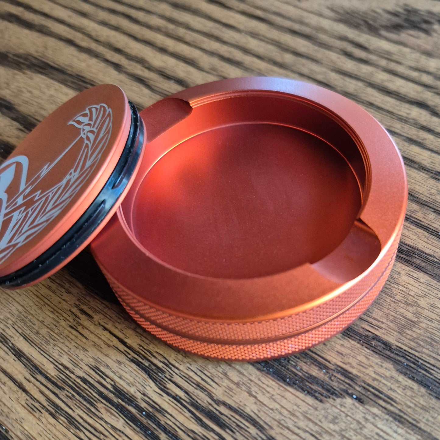 Smokeless Nicotine Container - "Senior Badge"
