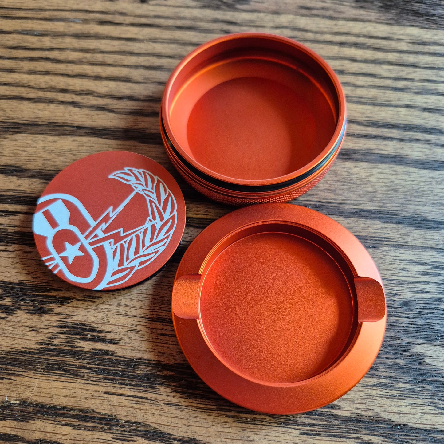 Smokeless Nicotine Container - "Senior Badge"