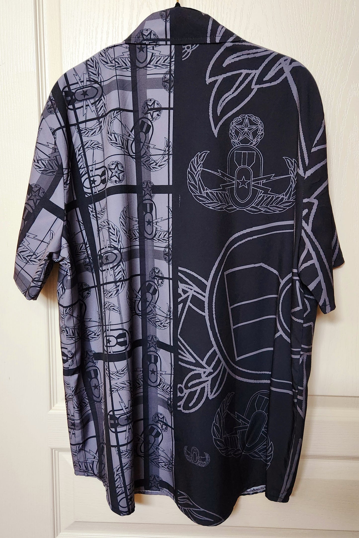 Hawaiian Shirt - "The Crab in Black"