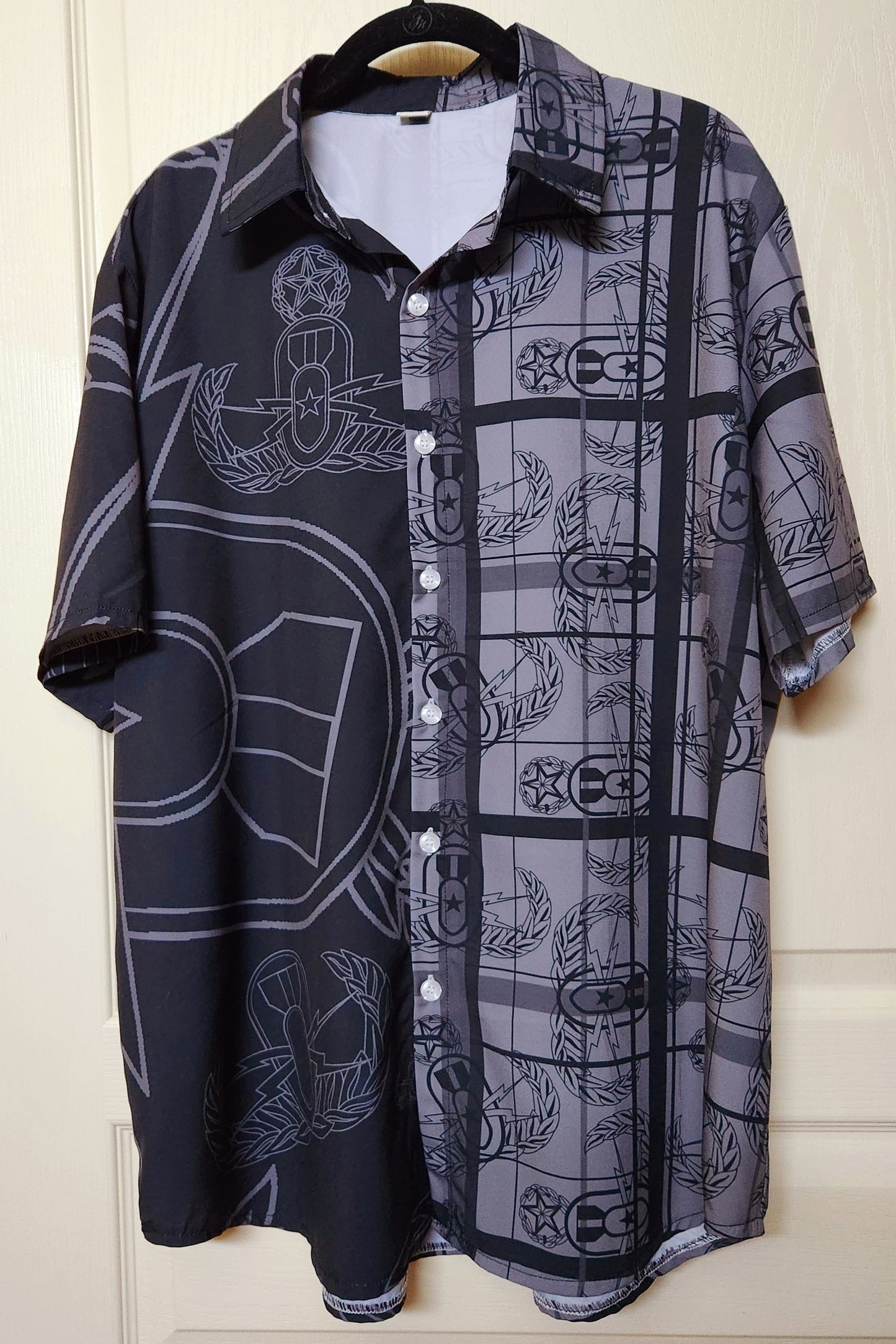 Hawaiian Shirt - "The Crab in Black"