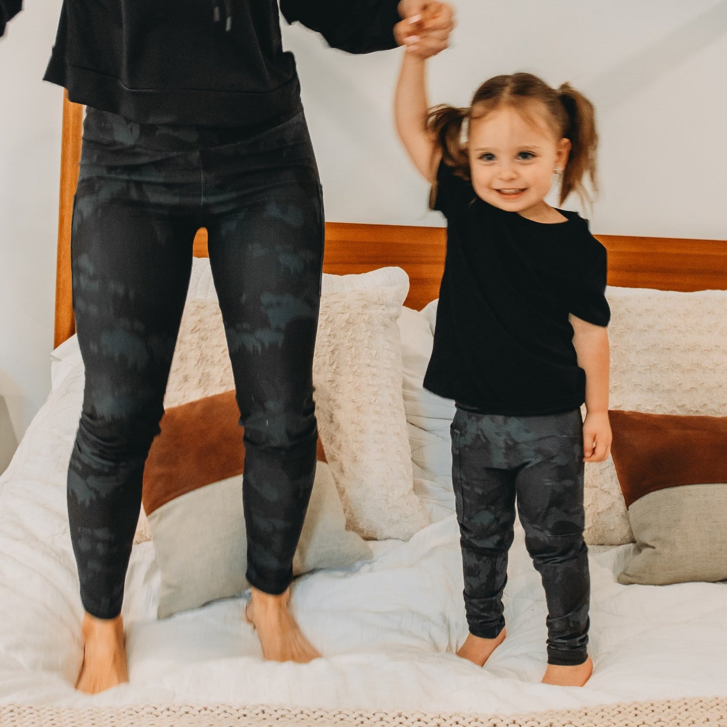 Faded Chambray Buffoulage Youth Leggings with pockets
