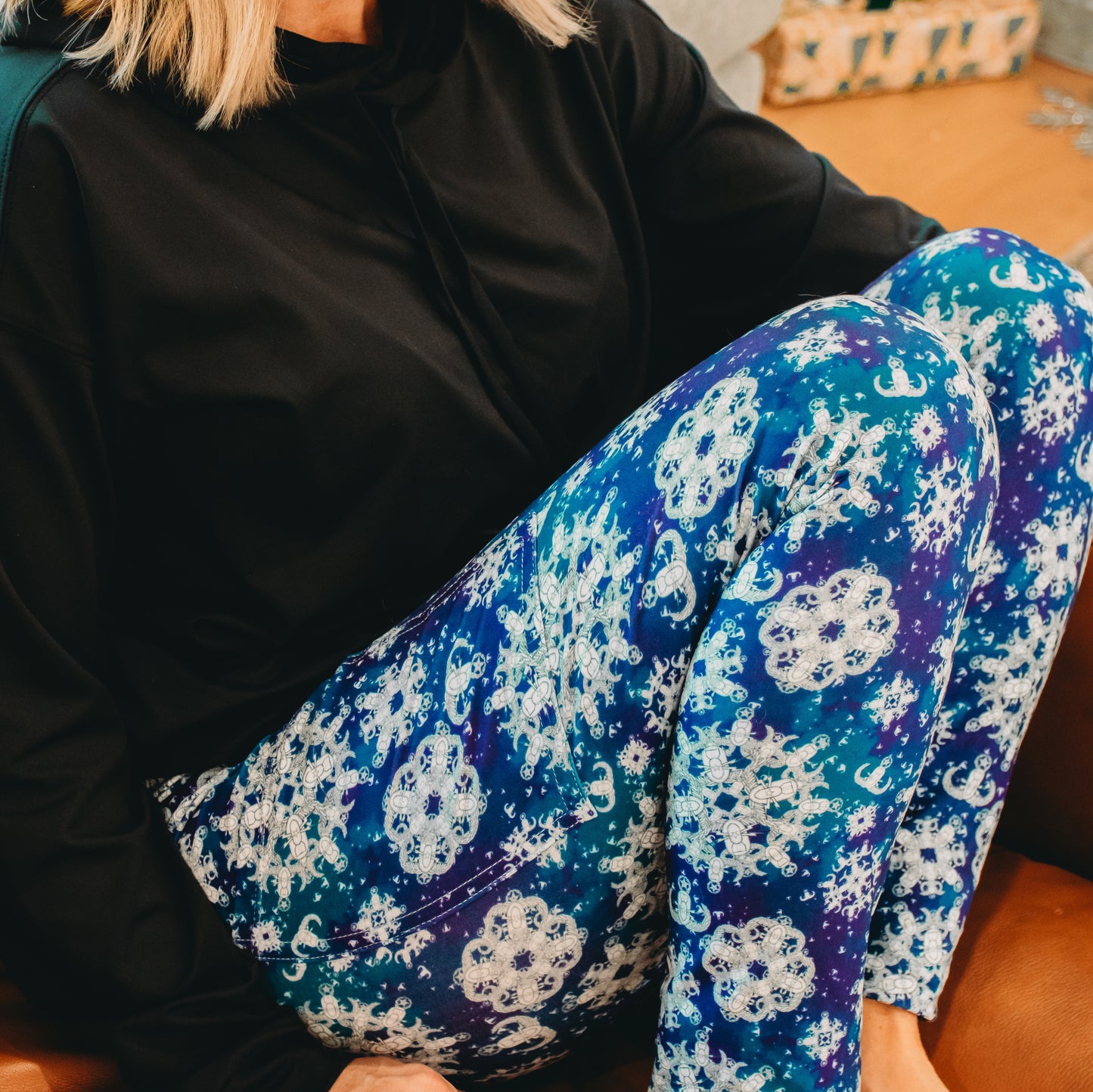 EOD Snowflakes Leggings with Pockets
