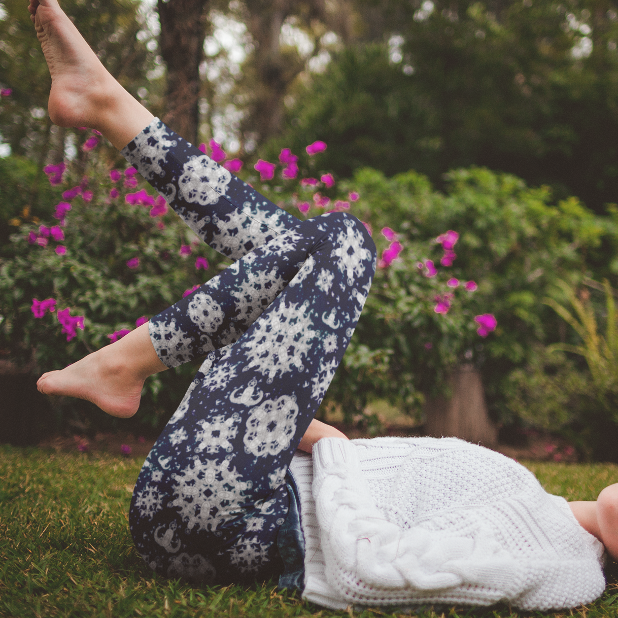 EOD Snowflakes Leggings with Pockets (Misses/Teen)