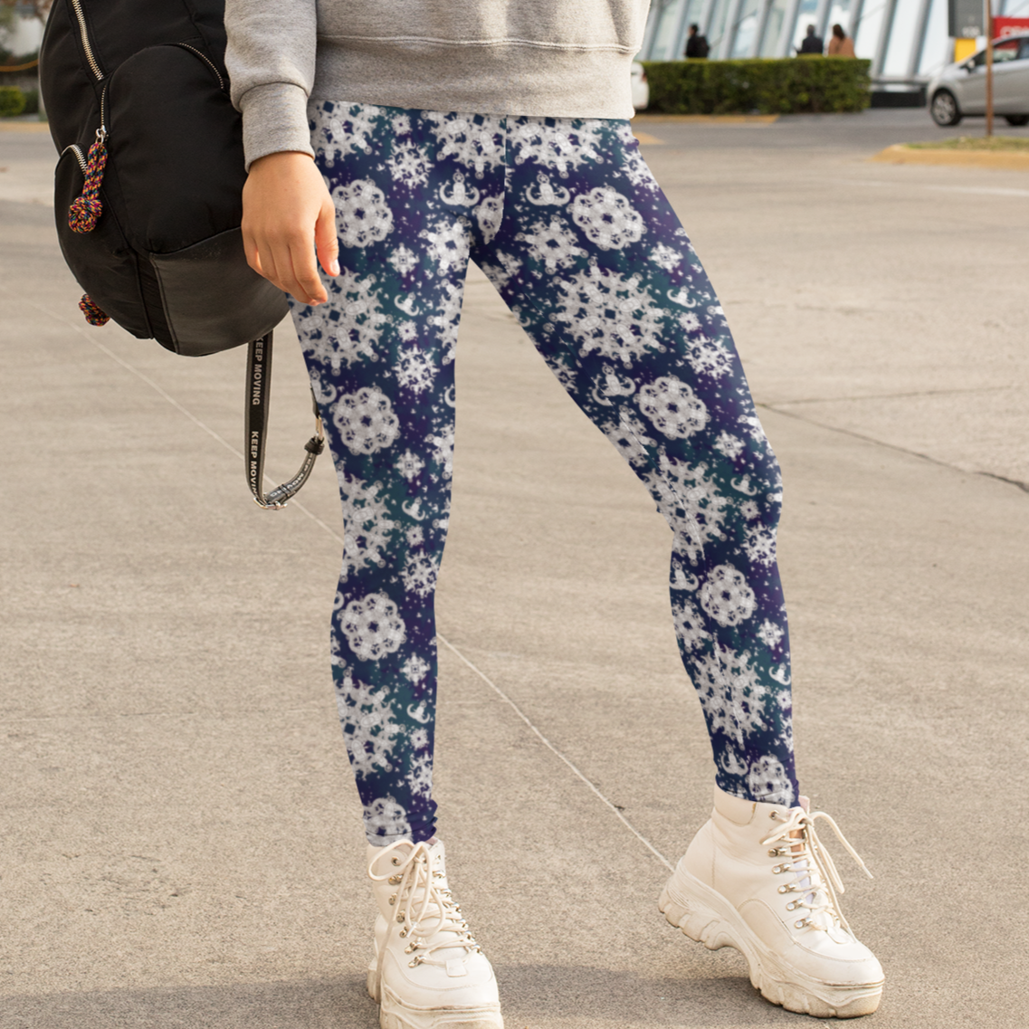 Leggings with Pockets (Misses/Teen) - "EOD Snowflakes"