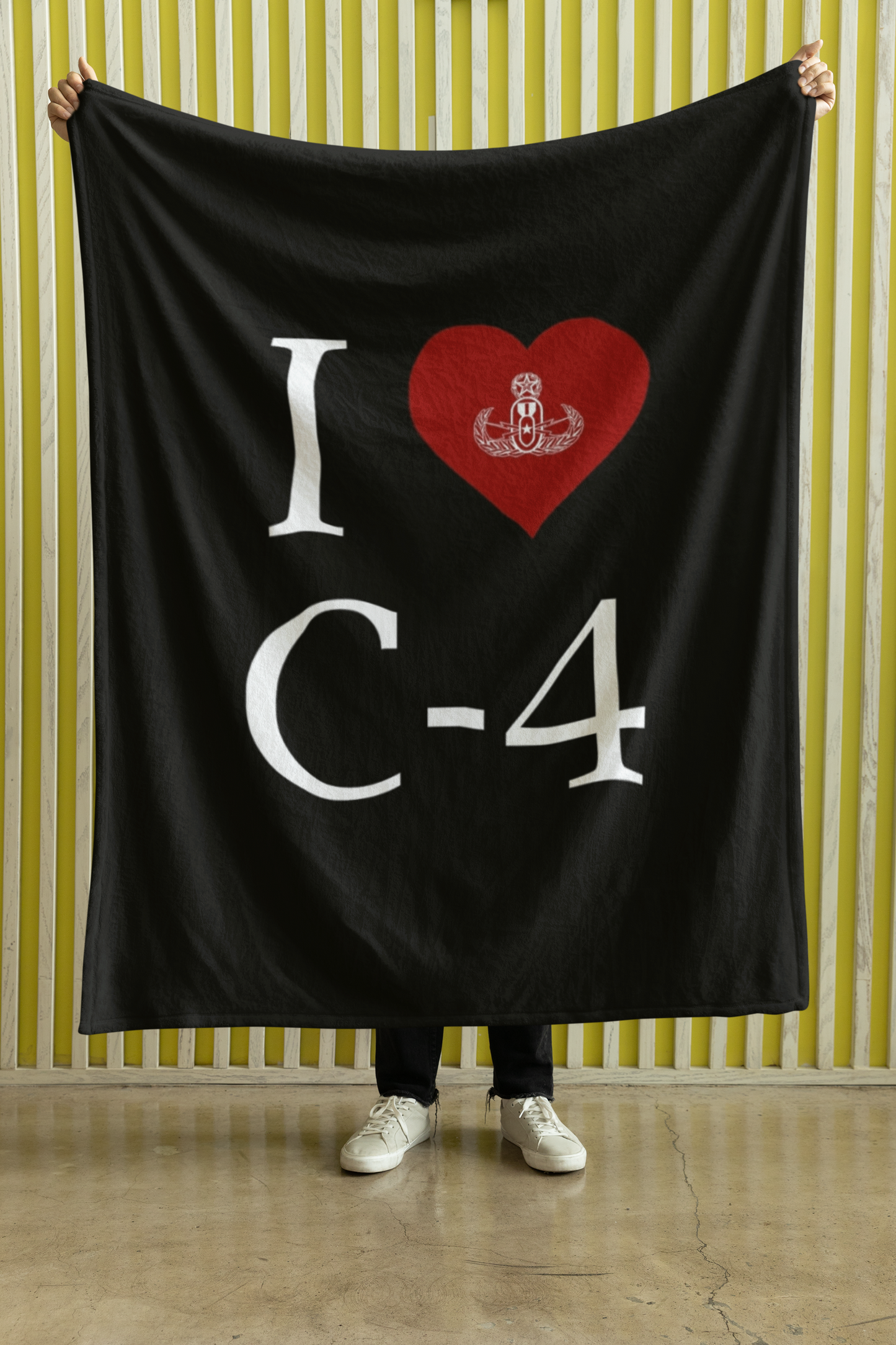 Plush Throw Blanket - "I Heart C-4"