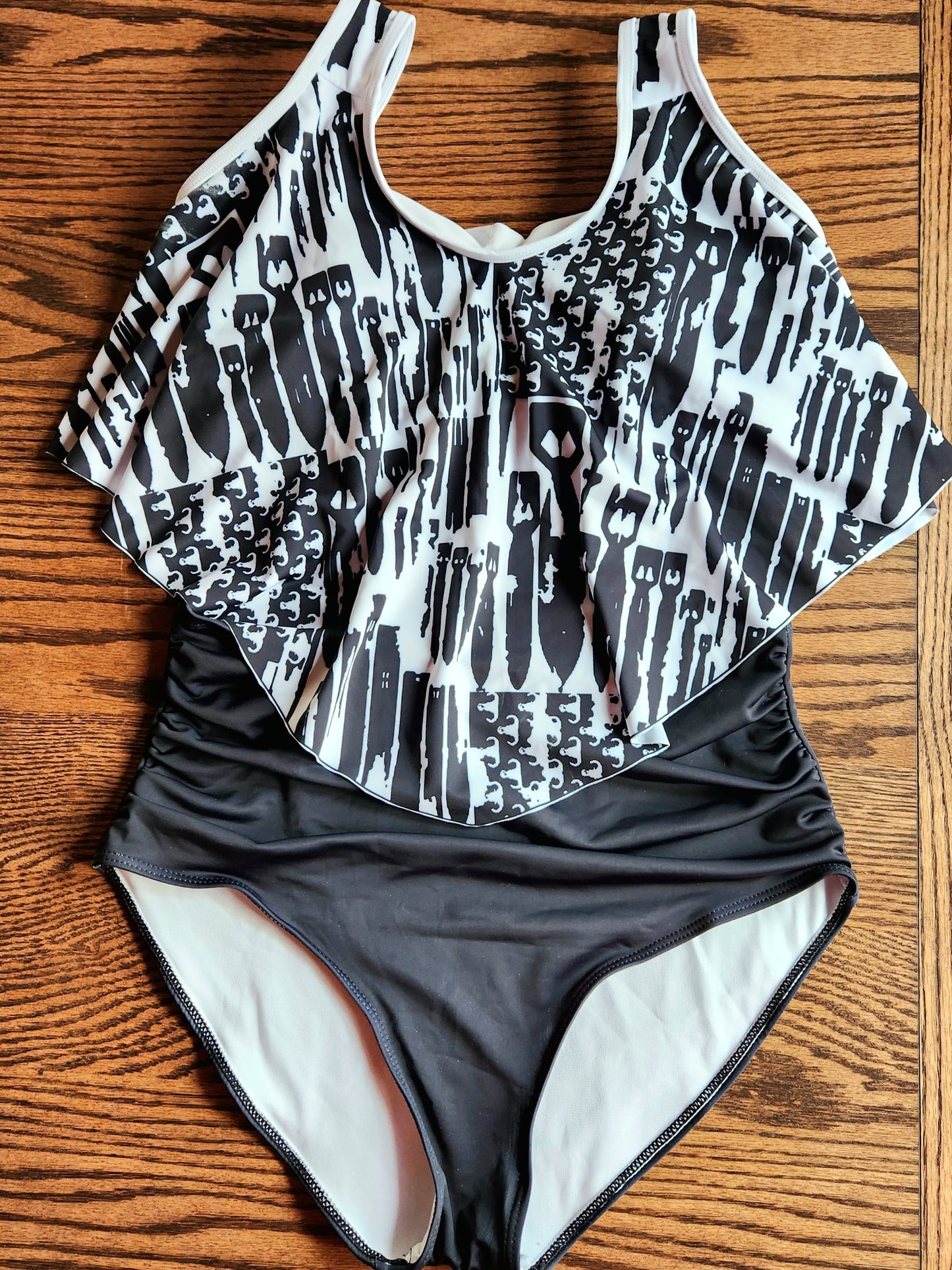 Women's Flowy Tankini - "EOD Bomb Flag" (Black on White)