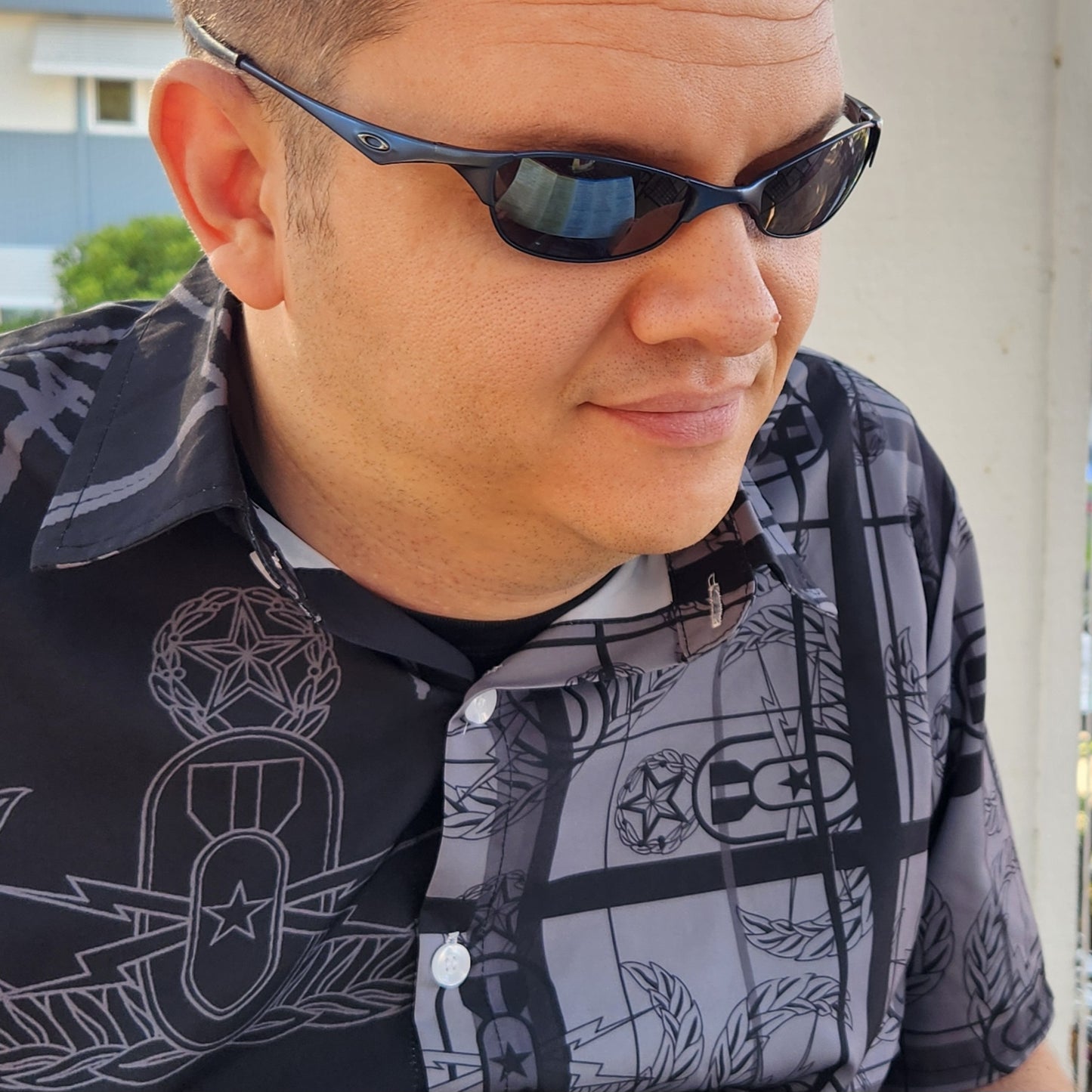 Hawaiian Shirt - "The Crab in Black"