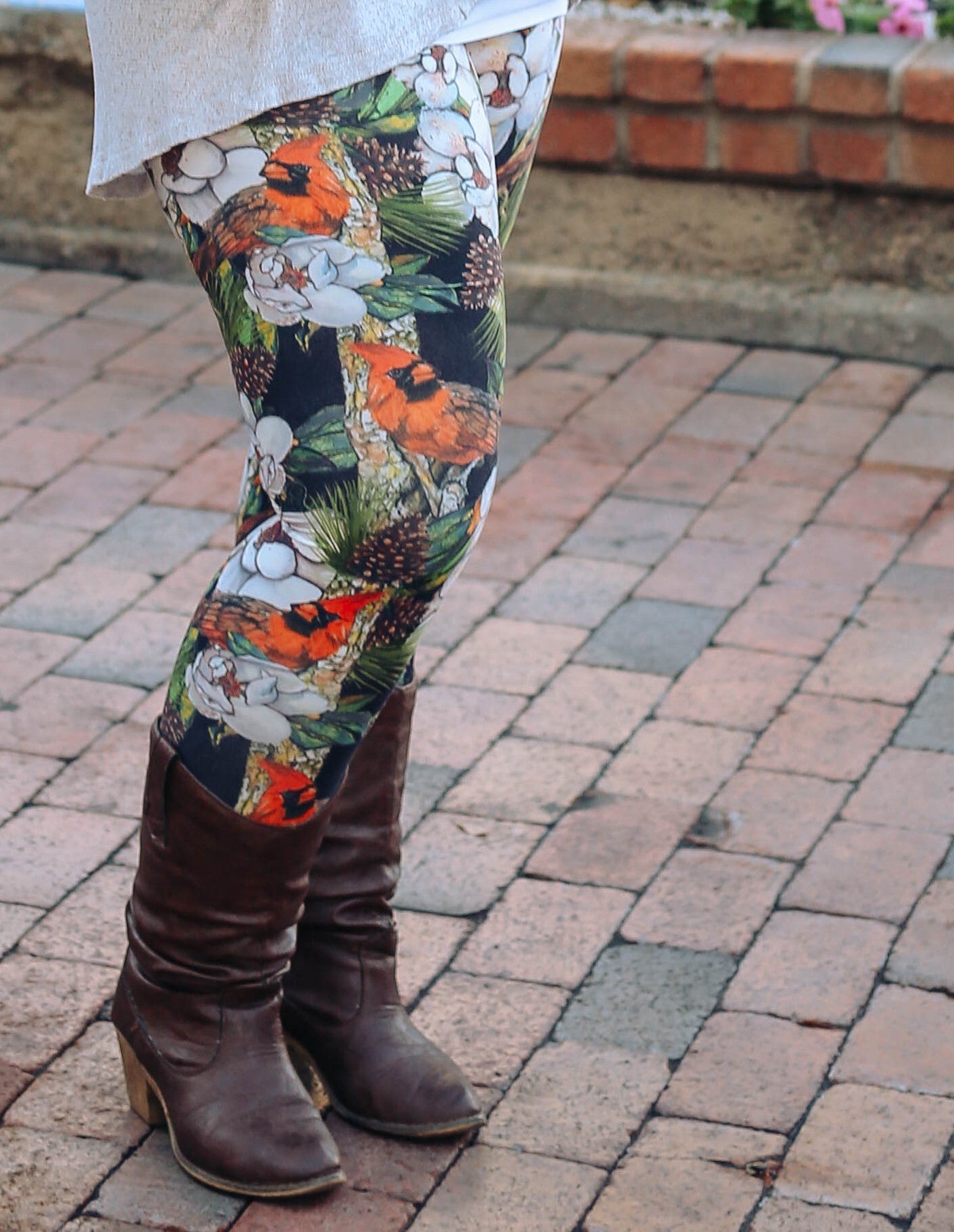 Leggings - "Cardinal Magnolia"