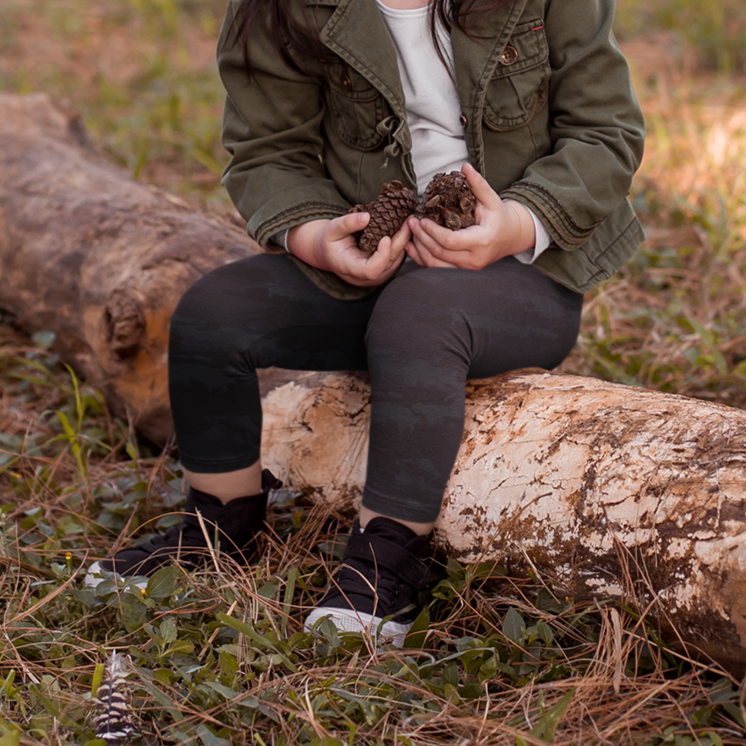 Faded Chambray Buffoulage Youth Leggings with pockets