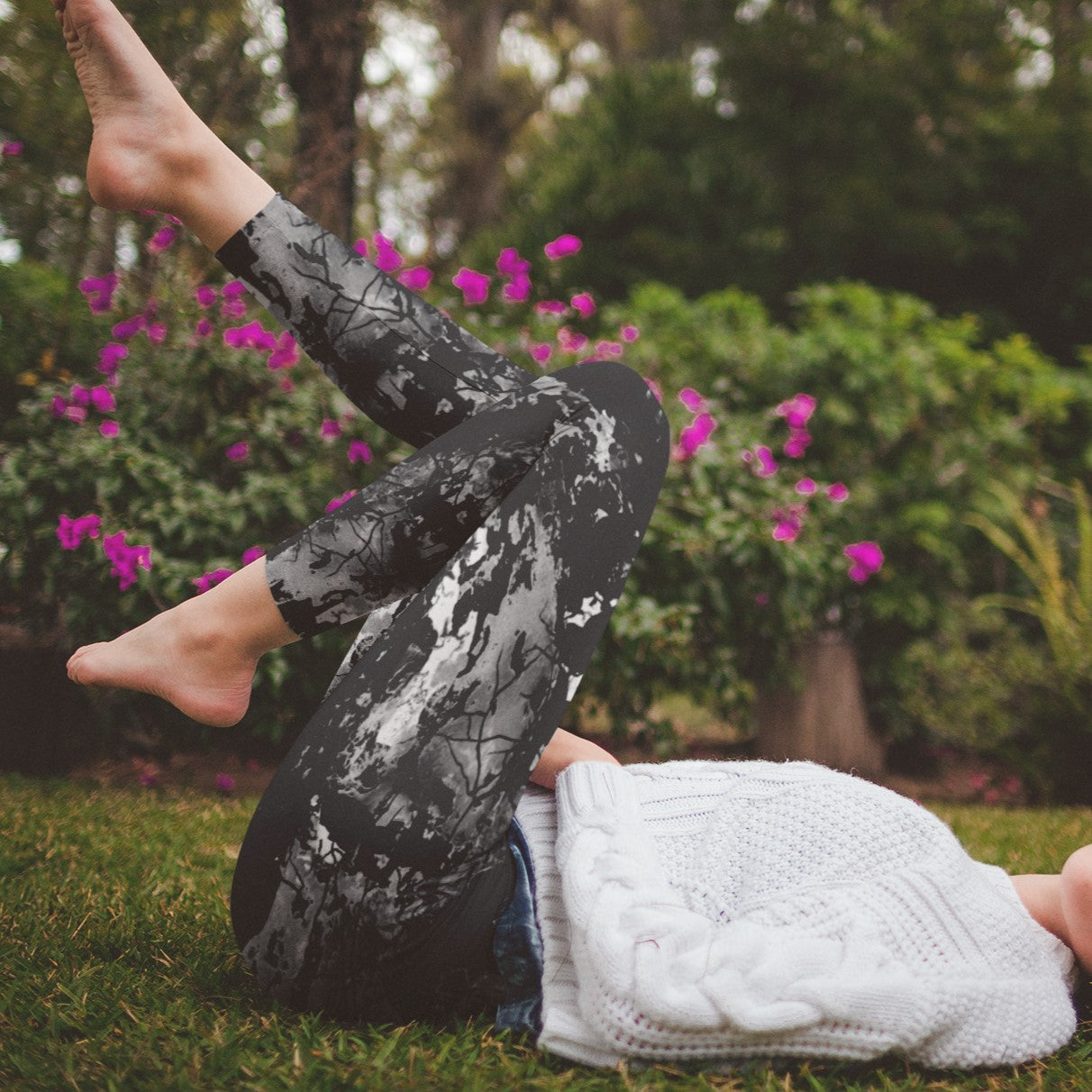 White Buffalo Turquoise Leggings with Pockets