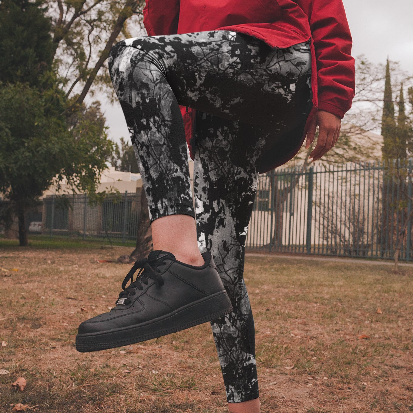 Leggings with Pockets - "White Buffalo Turquoise"