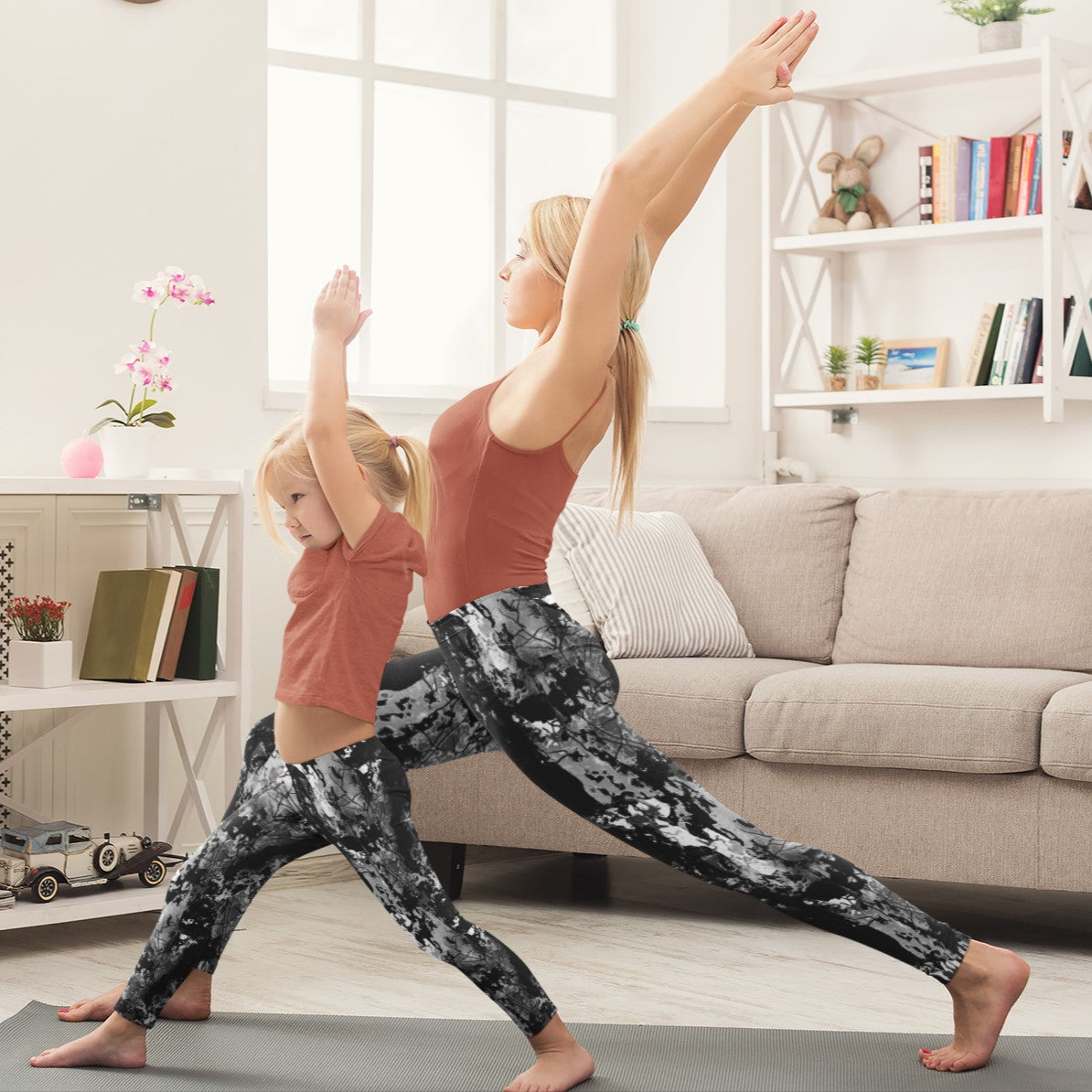 Leggings with Pockets - "White Buffalo Turquoise"